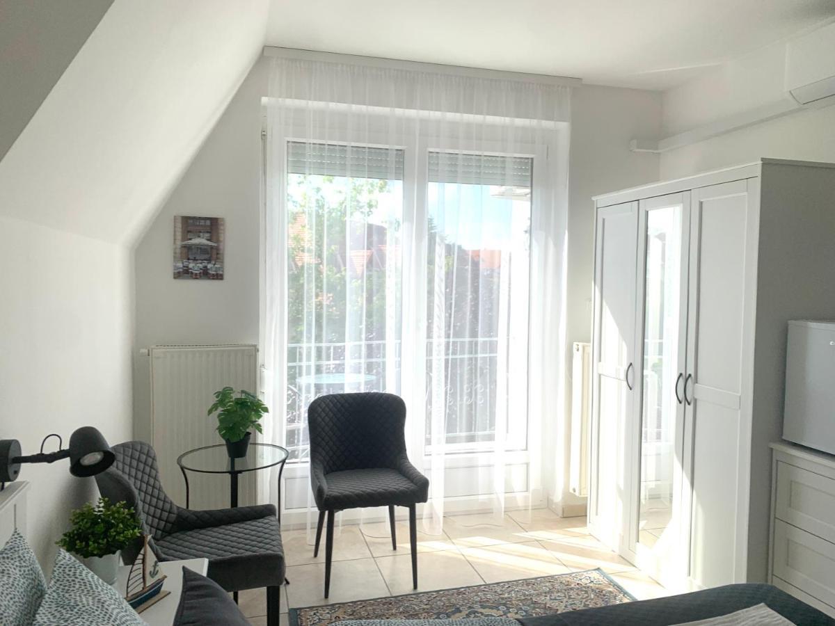 Villa Lillybeth - Lake Balaton Keszthely Extérieur photo